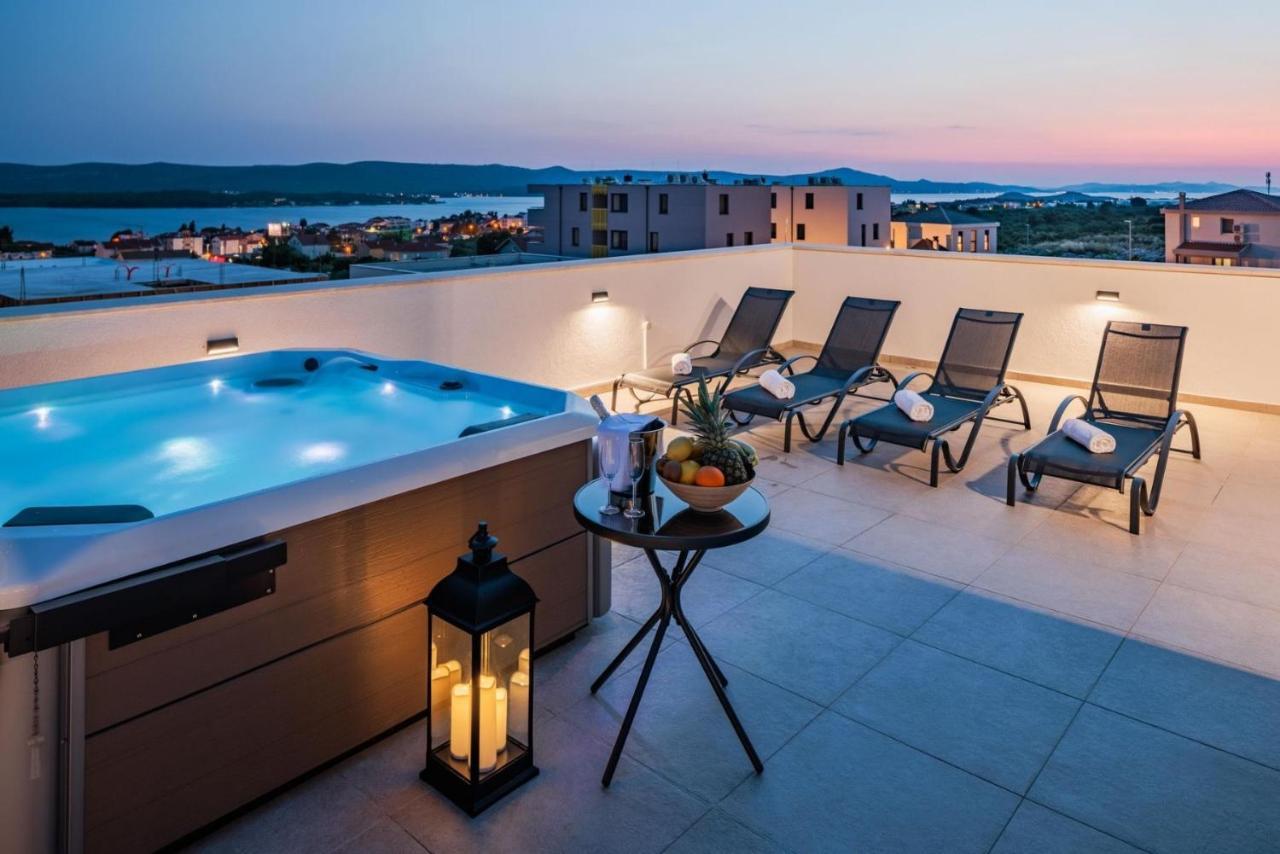 Villa Gizella Sveti Filip i Jakov Exteriör bild